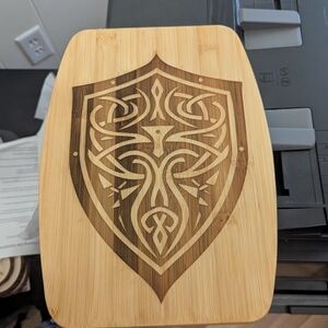 Bamboo Shield Pattern Cutting Board